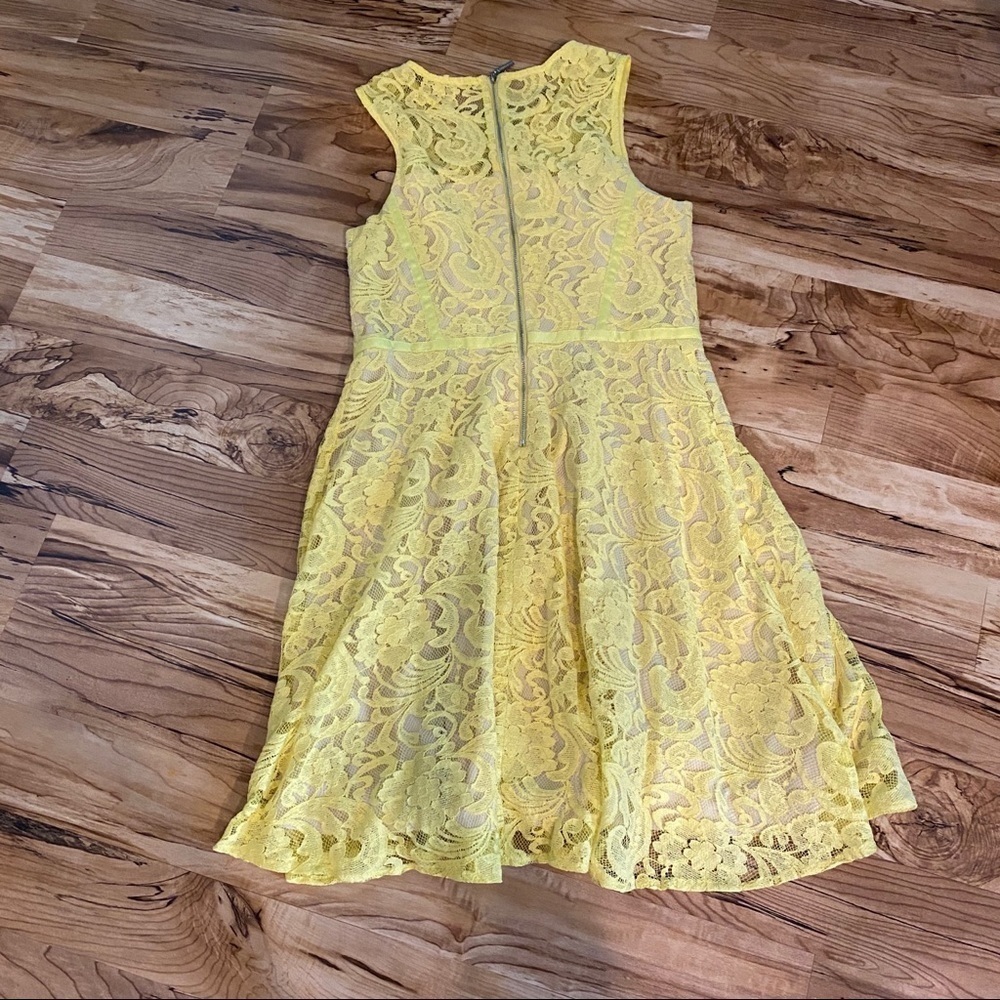 Donna Ricco Yellow Lace Dress Size 8 - Picture 8 of 13